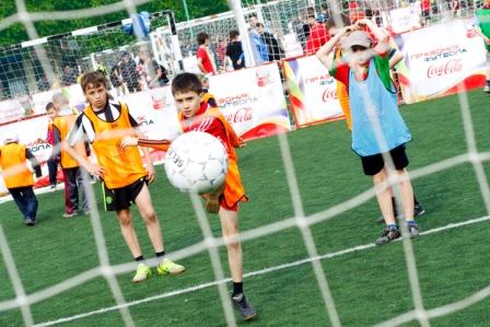 Coca-Cola Hellenic в Самаре проводит детский футбольный турнир